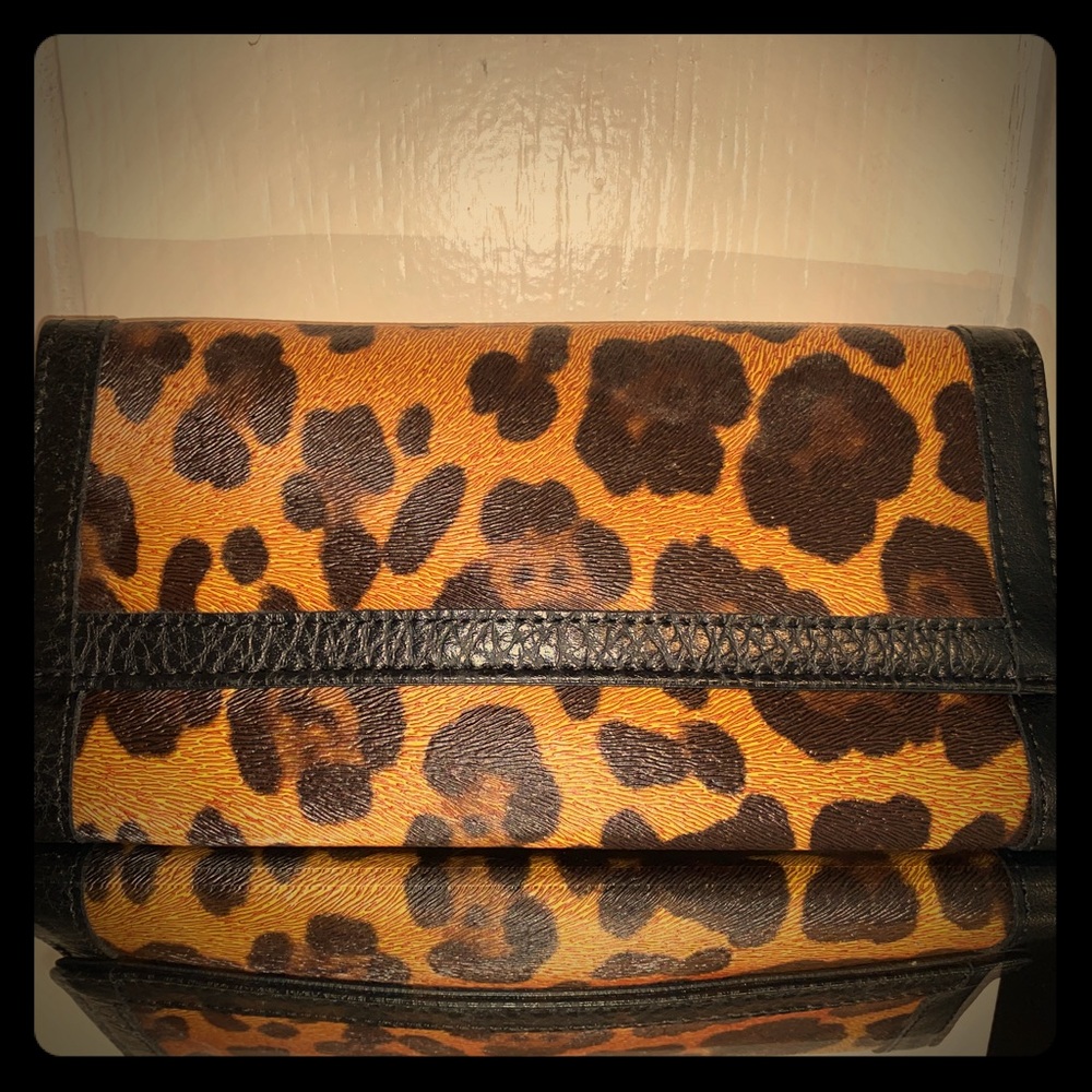 Alyssa Handbag Cheetah Print Wallet